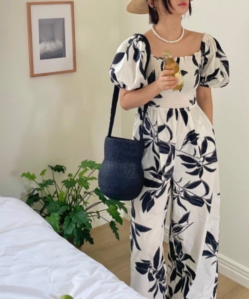 YUGA(ユーガ)の「YUGA_YGMC Korean-style Botanical print all-in-one dress(つなぎ/オールインワン・レディース・ホワイト/ネイビー・FREE)」の9枚目の写真