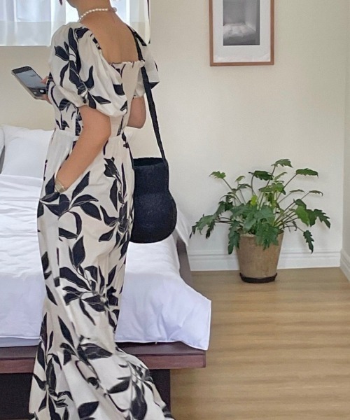 YUGA(ユーガ)の「YUGA_YGMC Korean-style Botanical print all-in-one dress(つなぎ/オールインワン・レディース・ホワイト/ネイビー・FREE)」の10枚目の写真
