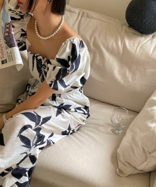 YUGA(ユーガ)の「YUGA_YGMC Korean-style Botanical print all-in-one dress(つなぎ/オールインワン・レディース・ホワイト/ネイビー・FREE)」の11枚目の写真