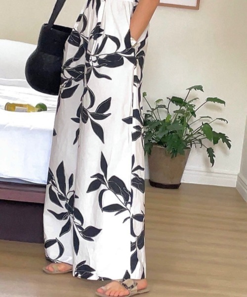 YUGA(ユーガ)の「YUGA_YGMC Korean-style Botanical print all-in-one dress(つなぎ/オールインワン・レディース・ホワイト/ネイビー・FREE)」の20枚目の写真
