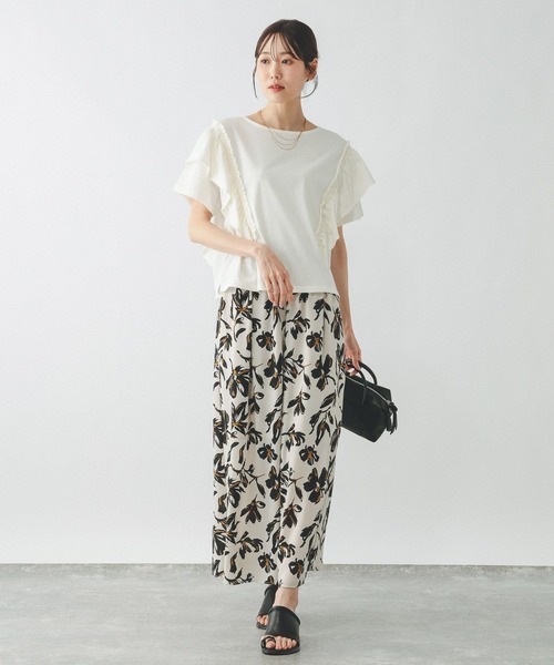 GLOBAL WORK(グローバルワーク)の「ひんやり涼しい/フローズン袖フレアプルオーバー半袖/680557(Tシャツ/カットソー・レディース・ホワイト×ブラック/インディゴブルー/カーキ系/ブラック/アイボリー/グレイッシュベージュ・LARGE/MEDIUM/SMALL)」の17枚目の写真