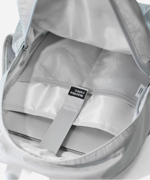 MASMARULEZ（マスマルールズ）の「[INT] Curved shirring backpack_Silver gray（バックパック/リュック・レディース・その他・FREE）」の5枚目の写真