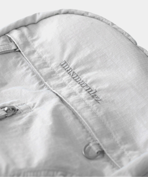 MASMARULEZ（マスマルールズ）の「[INT] Curved shirring backpack_Silver gray（バックパック/リュック・レディース・その他・FREE）」の7枚目の写真