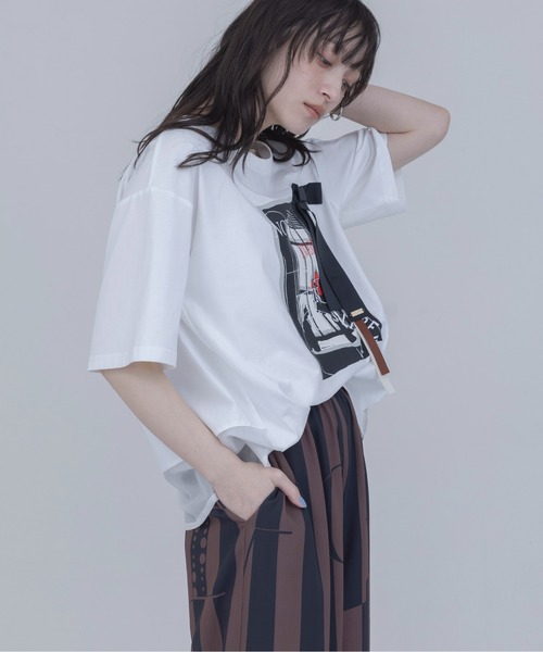 Eimee Law(エイミーロウ)の「モノクロアートプリント リボンモチーフTシャツ(Tシャツ/カットソー・レディース・オフホワイト/ダークグレー・FREE)」の10枚目の写真