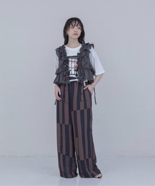Eimee Law(エイミーロウ)の「モノクロアートプリント リボンモチーフTシャツ(Tシャツ/カットソー・レディース・オフホワイト/ダークグレー・FREE)」の21枚目の写真