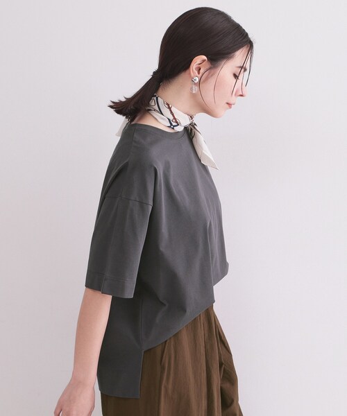 OPAQUE.CLIP(オペークドットクリップ)の「【接触冷感】リラクシーカットソー《洗濯機OK》(Tシャツ/カットソー・レディース・ホワイト/ベビーピンク/ブラック/チャコールグレー・38/40/42)」の6枚目の写真