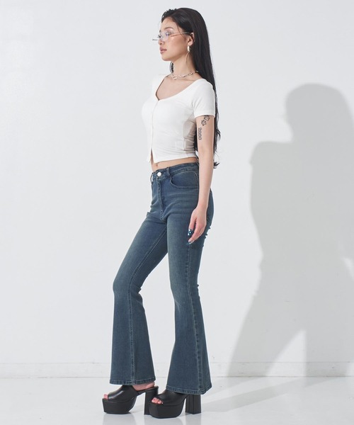 ANAP(アナップ)の「カップ付 V開き ぴたっと リブTシャツ(Tシャツ/カットソー・レディース・ホワイト/ブラック/グレー・F)」の10枚目の写真