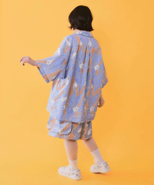 ScoLar Parity(スカラーパリティ)の「362113:Parityキャラ トロピカルリーフ柄シャツ(シャツ/ブラウス・レディース・オレンジ/ネイビー/ブラック・M)」の11枚目の写真