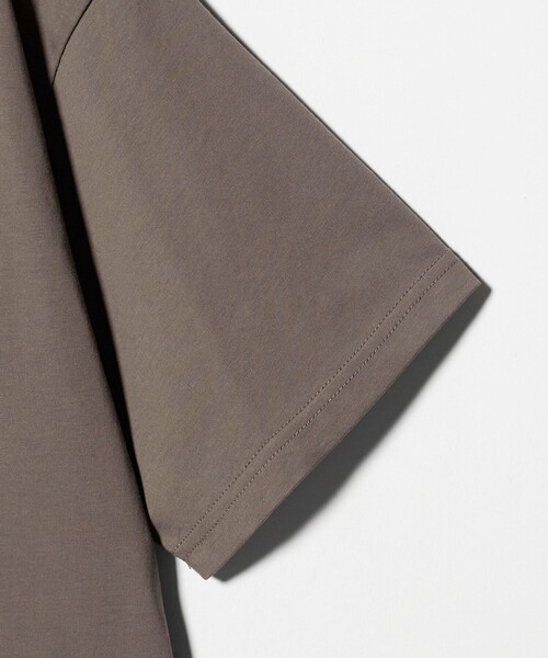 A DAY IN THE LIFE UNITED ARROWS（アデイインザライフユナイテッドアローズ）の「シルケット天竺 エンブロイダリー Tシャツ ‐UVカット・接触冷感‐＜A DAY IN THE LIFE＞（Tシャツ/カットソー・レディース・ライトグレー/オフホワイト/モカ/ネイビー・FREE）」の15枚目の写真