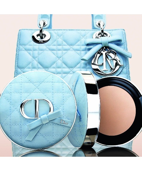 Dior(ディオール)の「ディオール フォーエヴァー クッション ケース(その他ビューティーグッズ・レディース・ピンク ボウ/フラワー ボウ(限定品)/ブルー ボウ(限定品)・FREE)」の5枚目の写真