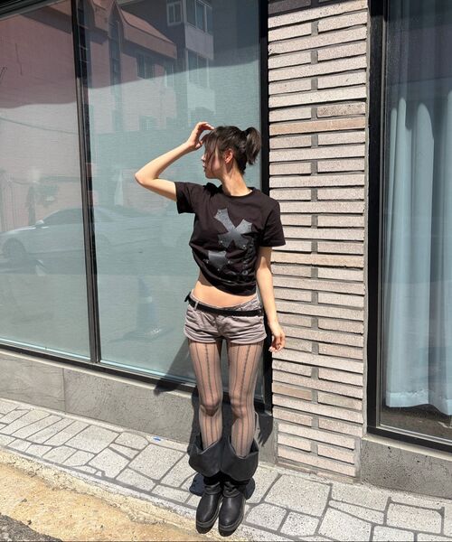 OURSAYSOUR(アワーセイアワー)の「クロスフラワースタッズ半袖Tシャツホワイト(Tシャツ/カットソー・レディース・ホワイト・FREE)」の8枚目の写真