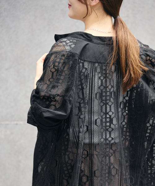 IENA（イエナ）の「《手洗い可》ENレースパッチワークブラウス（シャツ/ブラウス・レディース・ブラック/ホワイト・FREE）」の2枚目の写真