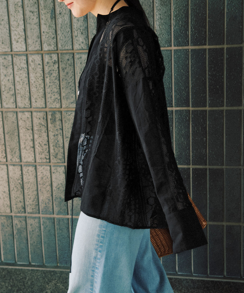 IENA（イエナ）の「《手洗い可》ENレースパッチワークブラウス（シャツ/ブラウス・レディース・ブラック/ホワイト・FREE）」の3枚目の写真