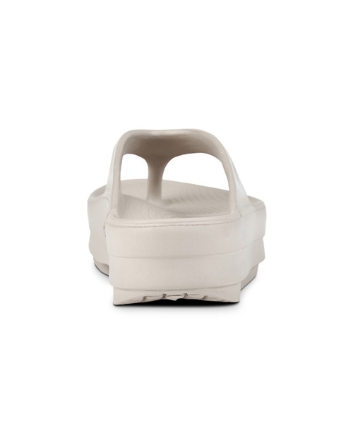 OOFOS(ウーフォス)の「【OOFOS(ウーフォス)】Oomega(サンダル・レディース・ベージュ/ブラック・25/23/24)」の11枚目の写真