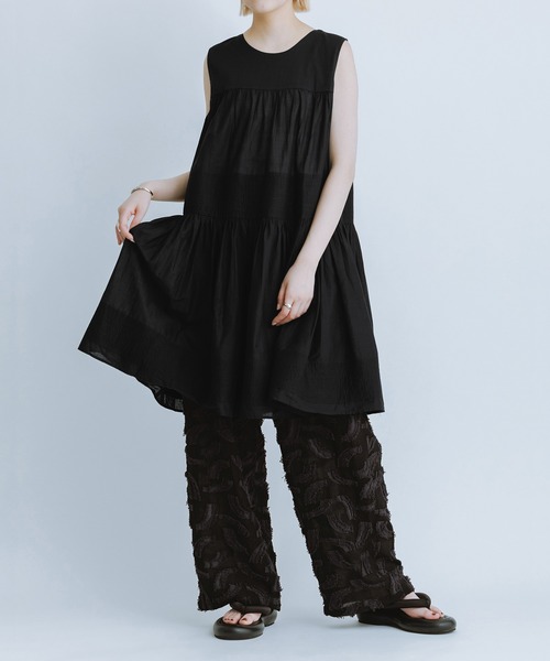 ADAM ET ROPE'(アダムエロペ)の「【AAYUSHI for ADAM ET ROPE'】別注Cotton voile tunic(チュニック・レディース・ブルー/ブラック/ピンク・FREE)」の4枚目の写真