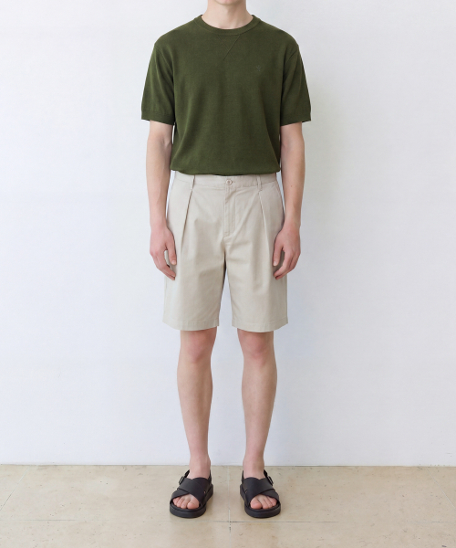 EDINBURGH CLUB(エディンバラクラブ)の「INVERTED TUCK SHORTS (LIGHT BEIGE)(その他パンツ・メンズ・ライトベージュ・SMALL/MEDIUM/LARGE/X-LARGE)」の2枚目の写真