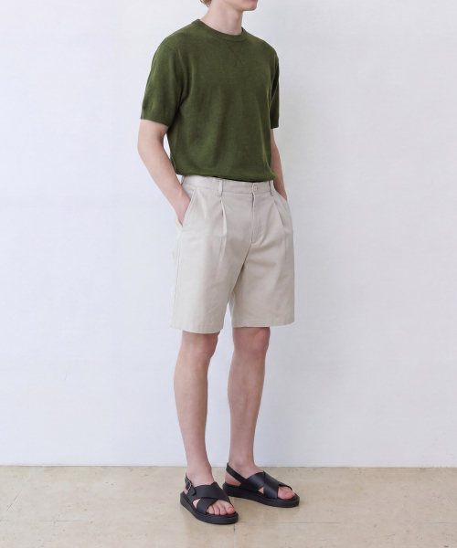 EDINBURGH CLUB(エディンバラクラブ)の「INVERTED TUCK SHORTS (LIGHT BEIGE)(その他パンツ・メンズ・ライトベージュ・SMALL/MEDIUM/LARGE/X-LARGE)」の4枚目の写真