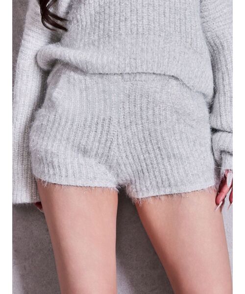 GYDA(ジェイダ)の「ラメシャギーニットショートパンツ(その他パンツ・レディース・ベージュ/オフホワイト・FREE)」の1枚目の写真