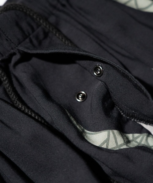 TOWNCRAFT(タウンクラフト)の「TOWNCRAFT / PRINTED BAGGY SHORT(その他パンツ・メンズ・その他1/ブラック/その他2/その他3・SMALL/MEDIUM/LARGE)」の7枚目の写真