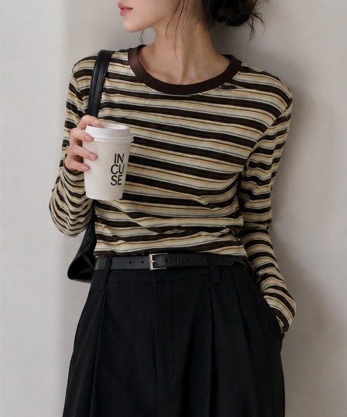 CLOTHY(クロシィ)の「【一枚でサマになる着映えアイテム】リブテレコ ボーダー トップス ロンT 秋服(Tシャツ/カットソー・レディース・アイボリー/オフホワイト/ブラウン系/ピンク系/グレー系/ブルー系・FREE)」の9枚目の写真