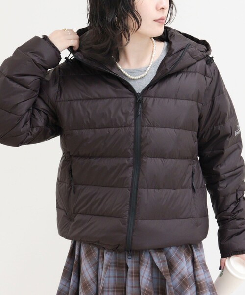 fredy emue（フレディエミュ）の「《別注》【TAION/タイオン】LIGHT DOWN HOODIE（ダウンジャケット/コート・レディース・ダークブラウン/ブラウン系その他/オフホワイト/ブラック・36/38）」の15枚目の写真