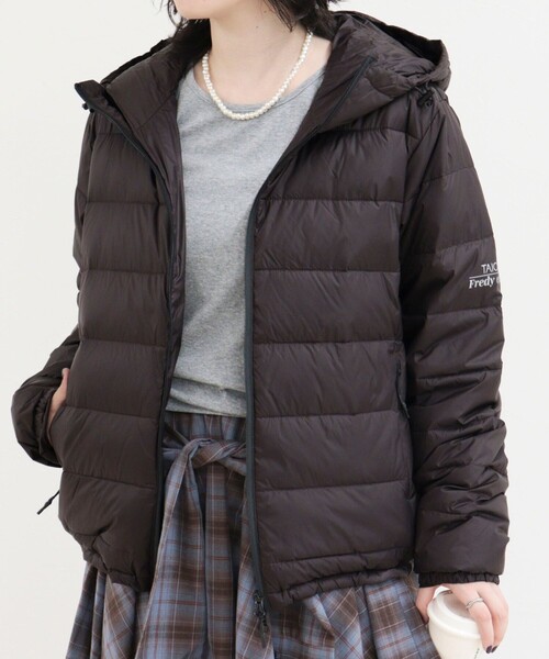 fredy emue（フレディエミュ）の「《別注》【TAION/タイオン】LIGHT DOWN HOODIE（ダウンジャケット/コート・レディース・ダークブラウン/ブラウン系その他/オフホワイト/ブラック・36/38）」の16枚目の写真