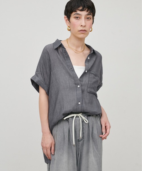 LARUTA(ラルータ)の「【LARUTA】コットンボイルシアーデニム半袖シャツ(シャツ/ブラウス・レディース・ブルー/ブラック/サックスブルー・MEDIUM)」の1枚目の写真