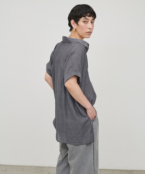LARUTA(ラルータ)の「【LARUTA】コットンボイルシアーデニム半袖シャツ(シャツ/ブラウス・レディース・ブルー/ブラック/サックスブルー・MEDIUM)」の7枚目の写真