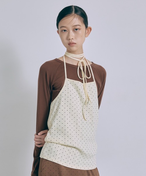 EN NEUME（エンノイム）の「Powder Dot Halter Cami（Tシャツ/カットソー・レディース・ネイビー/イエロー/ブルー/オフホワイト・FREE）」の4枚目の写真