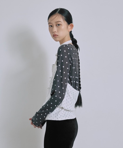 EN NEUME（エンノイム）の「Powder Dot Halter Cami（Tシャツ/カットソー・レディース・ネイビー/イエロー/ブルー/オフホワイト・FREE）」の19枚目の写真