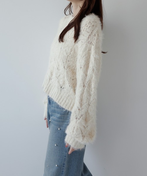 AMUU. PRECIEUSE(アムープレシューズ)の「モールフェザー透かし編みニット(ニット/セーター・レディース・アイボリー/チャコールグレー/ブラウン/ピンク・FREE)」の20枚目の写真