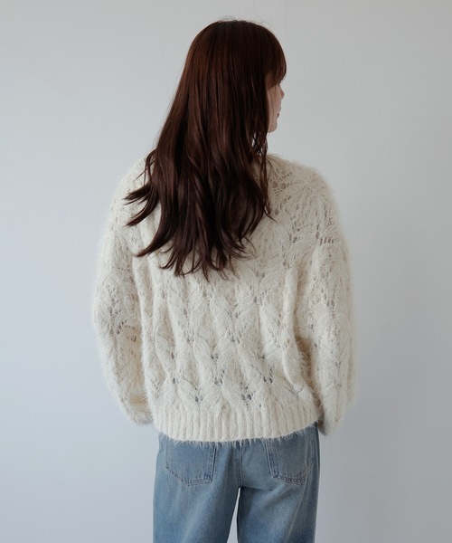 AMUU. PRECIEUSE(アムープレシューズ)の「モールフェザー透かし編みニット(ニット/セーター・レディース・アイボリー/チャコールグレー/ブラウン/ピンク・FREE)」の21枚目の写真