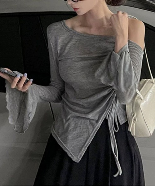 MAISON DE THERESE(メゾン ド テレーズ)の「オフショルダー ギャザードローコード フレアスリーブ ロンT(シャツ/ブラウス・レディース・Black/GRAY/White・M)」の7枚目の写真