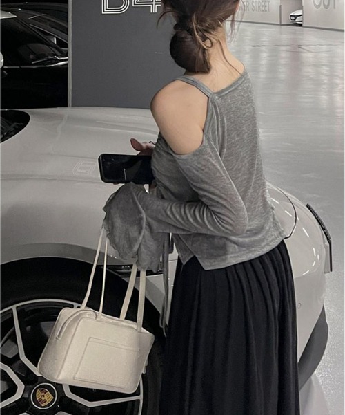 MAISON DE THERESE(メゾン ド テレーズ)の「オフショルダー ギャザードローコード フレアスリーブ ロンT(シャツ/ブラウス・レディース・Black/GRAY/White・M)」の13枚目の写真