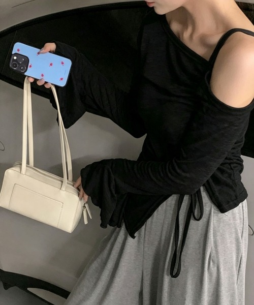MAISON DE THERESE(メゾン ド テレーズ)の「オフショルダー ギャザードローコード フレアスリーブ ロンT(シャツ/ブラウス・レディース・Black/GRAY/White・M)」の16枚目の写真