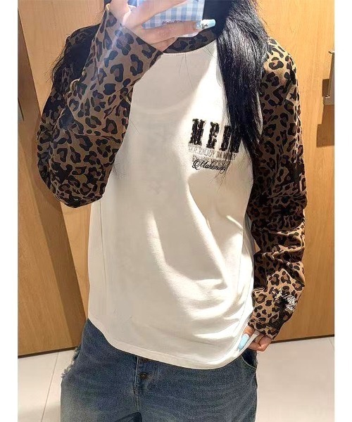 SHEENA(シーナ)の「【秋冬新作】アソート柄刺繍ロゴラグランロンT(Tシャツ/カットソー・レディース・カーキ/ブラウン・M)」の3枚目の写真