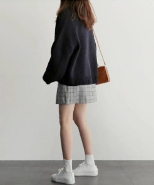 MELT(メルト)の「ざっくり編みボリューム袖ルーズニットカーディガン/ニットガウン/秋服/冬服(カーディガン/ボレロ・レディース・キャメル/ブラック/ネイビー・FREE)」の7枚目の写真