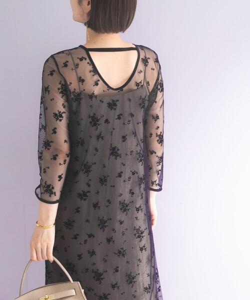 URBAN RESEARCH ROSSO WOMEN（アーバンリサーチ　ロッソ）の「kaene　フロッキーサテン2WAYドレス（ワンピース・レディース・ブラック系その他・36）」の4枚目の写真