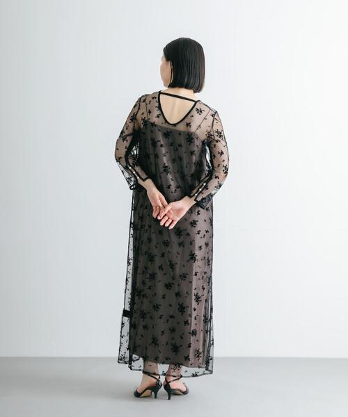 URBAN RESEARCH ROSSO WOMEN（アーバンリサーチ　ロッソ）の「kaene　フロッキーサテン2WAYドレス（ワンピース・レディース・ブラック系その他・36）」の7枚目の写真