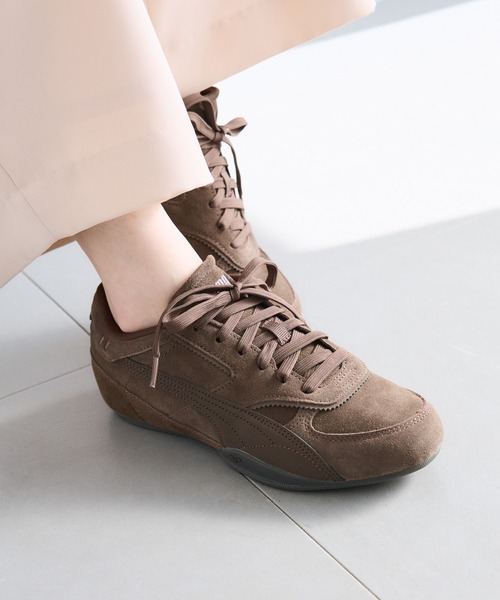 PUMA(プーマ)の「PUMA(プーマ) / BELLA MINAスニーカー【一部店舗限定】(スニーカー・レディース・ブラック/ブラウン・25/24/23)」の1枚目の写真