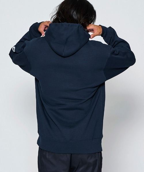 ACANTHUS(アカンサス)の「mpa4244- W-name logo hoodie ロゴパーカー(MA2726)(パーカー・メンズ・ホワイト/ブラック/ネイビー・XL/L/M/S)」の13枚目の写真