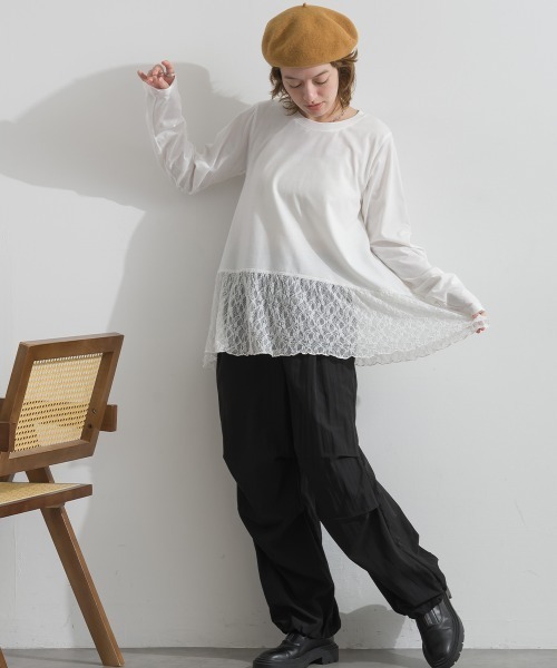 le colis(ルコリ)の「天竺×ストレッチレース・ドットチュール 裾ヘムレースプルオーバー(Tシャツ/カットソー・レディース・オフホワイト/チャコールグレー/ホワイト/ブラック・FREE)」の9枚目の写真