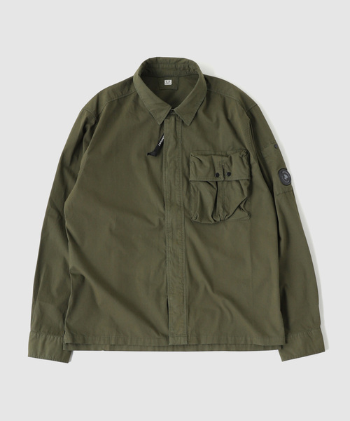 C.P. COMPANY(シーピーカンパニー)の「C.P.Company / シーピーカンパニー ORGNC GBRDNE LNG SLV HDDN ZIP SH(シャツ/ブラウス・メンズ・ブラック/カーキ・SMALL/MEDIUM/LARGE)」の2枚目の写真