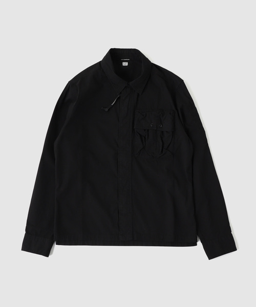 C.P. COMPANY(シーピーカンパニー)の「C.P.Company / シーピーカンパニー ORGNC GBRDNE LNG SLV HDDN ZIP SH(シャツ/ブラウス・メンズ・ブラック/カーキ・SMALL/MEDIUM/LARGE)」の1枚目の写真