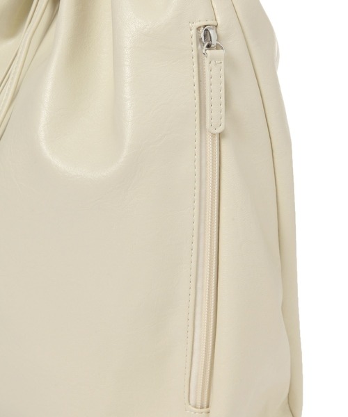 LAKOLE(ラコレ)の「フェイクレザードロスト巾着BAG / 1077399(ハンドバッグ・レディース・ブラック/オフホワイト/モカ・FREE)」の15枚目の写真