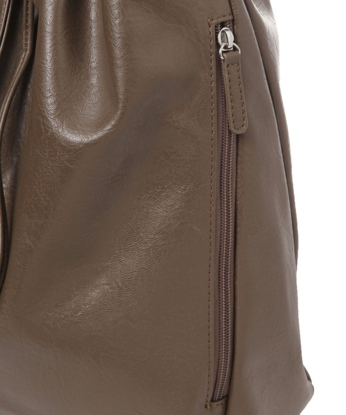 LAKOLE(ラコレ)の「フェイクレザードロスト巾着BAG / 1077399(ハンドバッグ・レディース・ブラック/オフホワイト/モカ・FREE)」の18枚目の写真