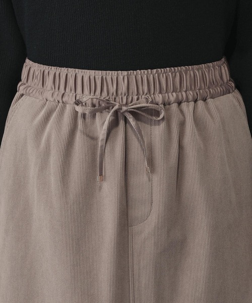 GLOBAL WORK(グローバルワーク)の「イージーケアコーデュロイスカート/816989(スカート・レディース・モカ/グレイッシュベージュ/ネイビー・LARGE/SMALL/MEDIUM)」の20枚目の写真