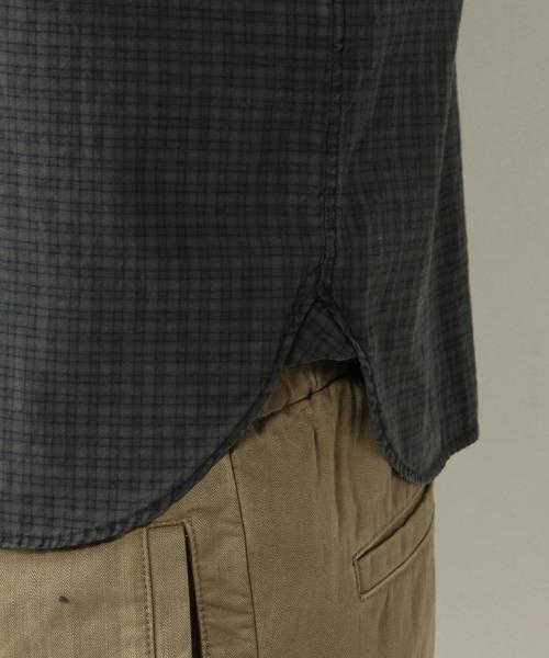 UNITED ARROWS(ユナイテッドアローズ)の「UAS オーバーダイ ボックス シャツ(シャツ/ブラウス・メンズ・ベージュ/ダークグリーン・SMALL/LARGE/X-SMALL/MEDIUM/XX-LARGE)」の14枚目の写真