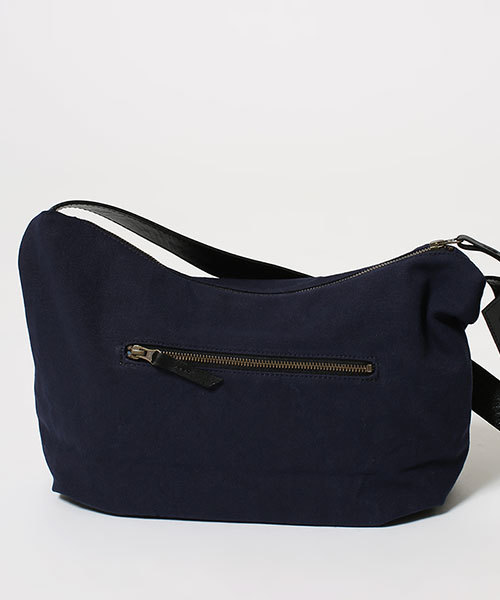 tobiuo（トビウオ）の「tobiuo/stuff shoulder S（ショルダーバッグ・メンズ・ブラック/ナチュラル/ネイビー/ライトグレー・FREE）」の17枚目の写真