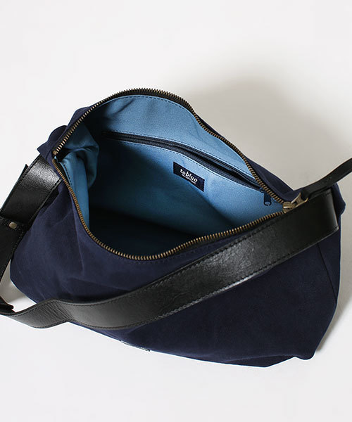 tobiuo（トビウオ）の「tobiuo/stuff shoulder S（ショルダーバッグ・メンズ・ブラック/ナチュラル/ネイビー/ライトグレー・FREE）」の19枚目の写真